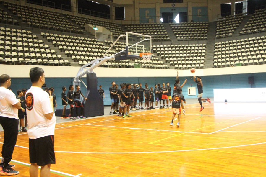 Young players training at the BE SriLankan camp